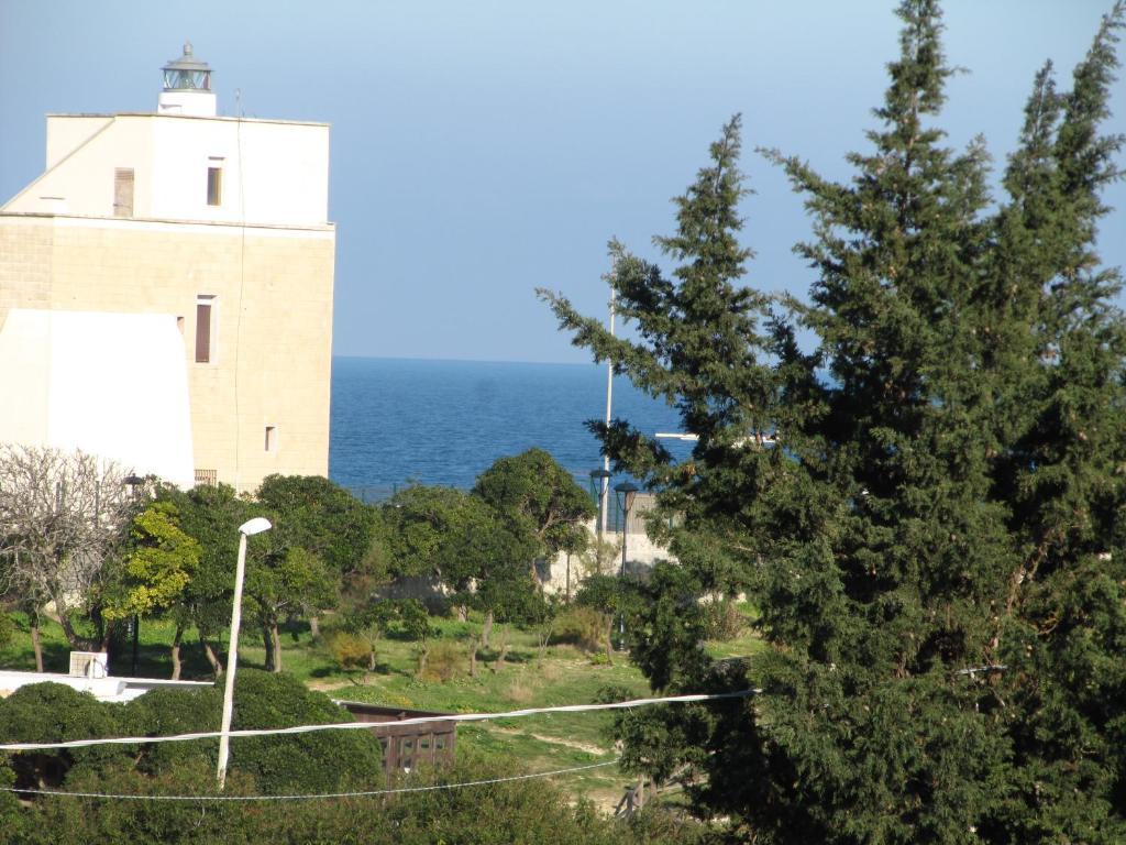 Villa Flora Studios & Apartments Conca Specchiulla Buitenkant foto
